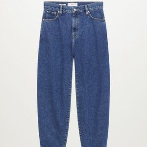High-Waisted Jeans